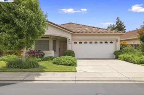3341 Spring Gdn, Turlock, CA 95382 photo 1
