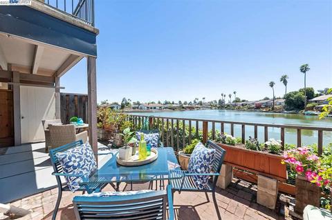 1170 9th St #33, Alameda, CA 94501 photo 1