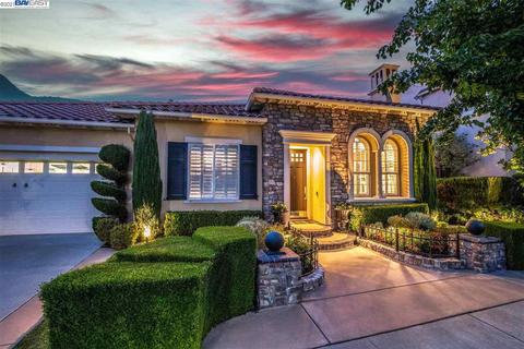1551 Asterbell Dr, San Ramon, CA 94582 photo 1