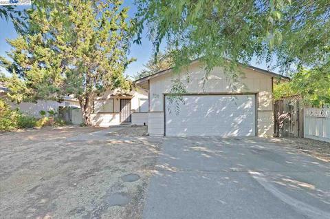 2019 Risdon Rd, Concord, CA 94518 photo 1