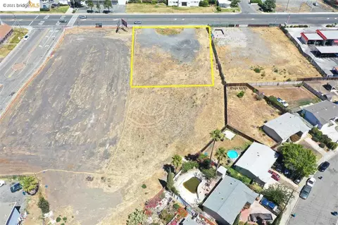 2867 Willow Pass Rd, Bay Point, CA 94565 photo 5