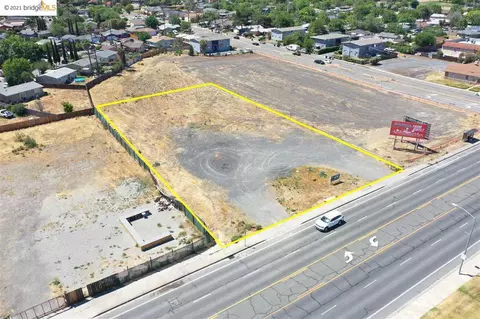 2867 Willow Pass Rd, Bay Point, CA 94565 photo 3