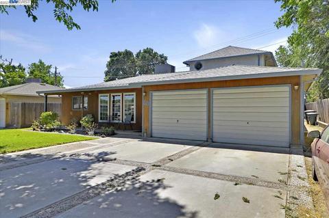110 E Whittier Ave, Tracy, CA 95376 photo 1