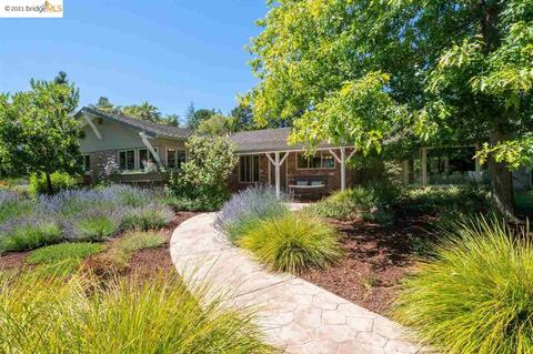 18865 Walnut Rd, Castro Valley, CA 94546 photo 1