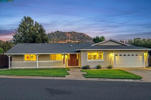 5590 Banff Ct, Concord, CA 94521 photo 1