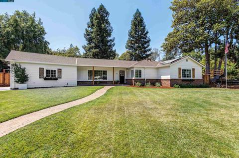 17 Laurel Ct, Martinez, CA 94553 photo 1