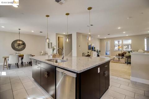 455 Diller St, Alameda, CA 94501 photo 1