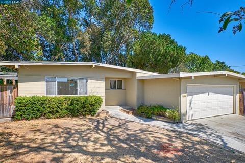 1318 Coolidge St, Fairfield, CA 94533 photo 1