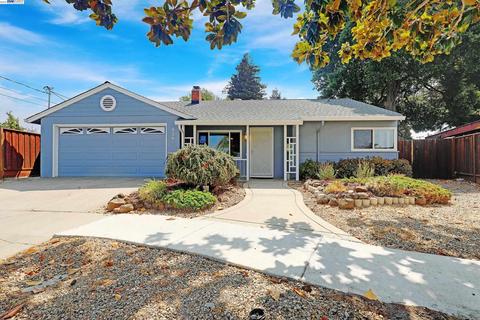 520 Sequoia Rd, Hayward, CA 94541 photo 1