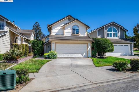 676 Grapevine Dr, Pleasanton, CA 94566 photo 1