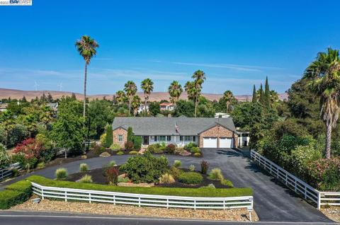 1151 Central Ave, Livermore, CA 94551 photo 1