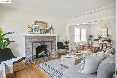 2424 Byron St, Berkeley, CA 94702 photo 1