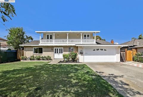 5271 Edgewater Dr, Newark, CA 94560 photo 1