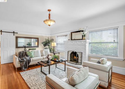 2630 College Ave, Berkeley, CA 94704 photo 1
