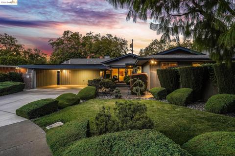 132 Combs Ln, Vallejo, CA 94590 photo 1