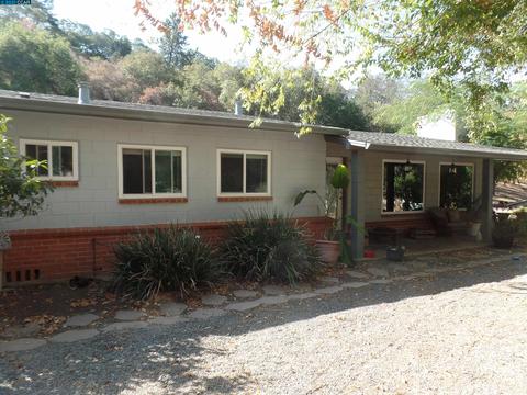 3060 Lester Rd, Martinez, CA 94553 photo 1