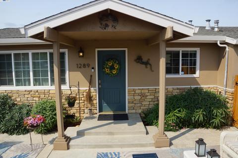 1289 Darwin St, Seaside, CA 93955 photo 1