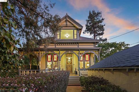 1378 Virginia St, Berkeley, CA 94702 photo 1
