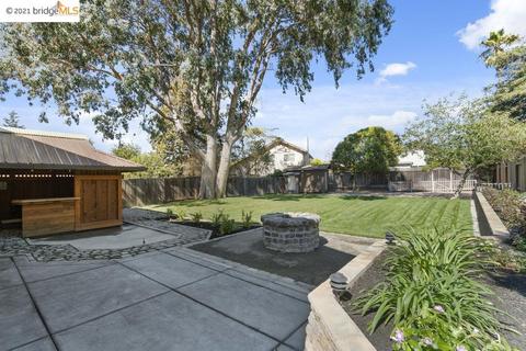 348 Robles Way, Vallejo, CA 94591 photo 1