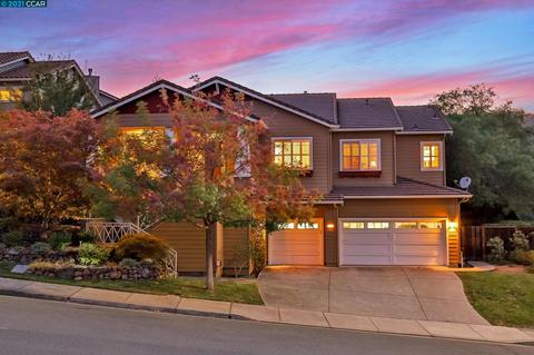 100 Travers Dr, Martinez, CA 94553 photo 1