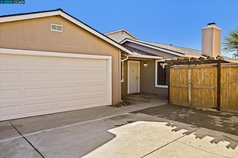 911 Daniel St, Fairfield, CA 94533 photo 1