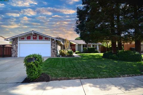4309 Suzanne Dr, Pittsburg, CA 94565 photo 1