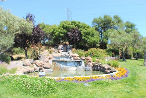 1346 Misawa Ct, Vallejo, CA 94591 photo 1