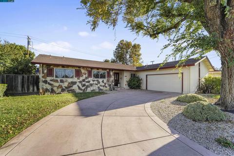3380 Mckean Dr, Concord, CA 94518 photo 1