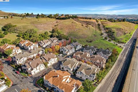 7313 Bower Ln, Dublin, CA 94568 photo 1