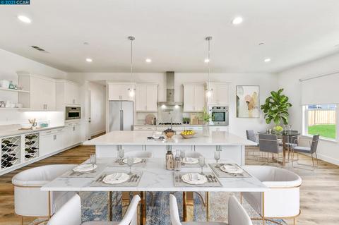 302 Emmet Pl, Concord, CA 94521 photo 1