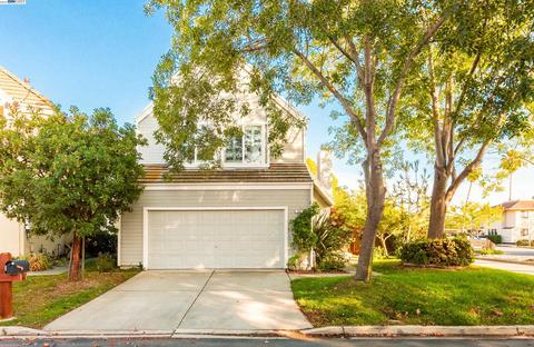 582 Glenmoor Cir, Milpitas, CA 95035 photo 1