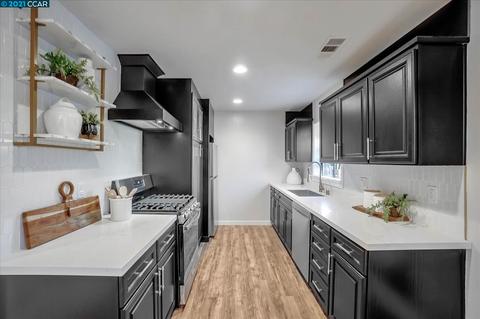 1581 Nicholas Dr, Concord, CA 94520 photo 1