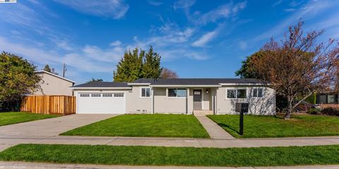 35435 Breton Dr, Newark, CA 94560 photo 1