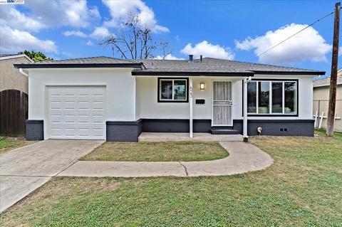 623 Park Ave, Manteca, CA 95337 photo 1