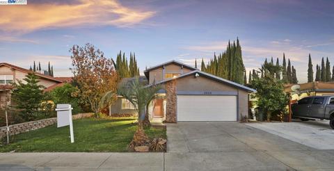 2820 Rhett Ct, Tracy, CA 95376 photo 1
