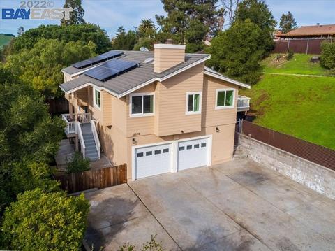 2339 Simas Ave, Pinole, CA 94564 photo 1