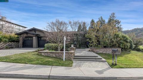 2 Moraga Valley Ln, Moraga, CA 94556 photo 1