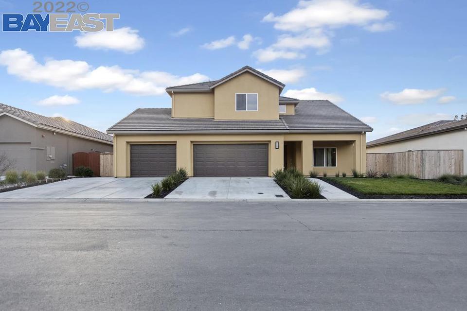 10889 St Moritz Cir, Stockton, CA 95209 19 Photos MLS 40978349