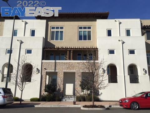 5332 Campus Dr, Dublin, CA 94568 photo 1