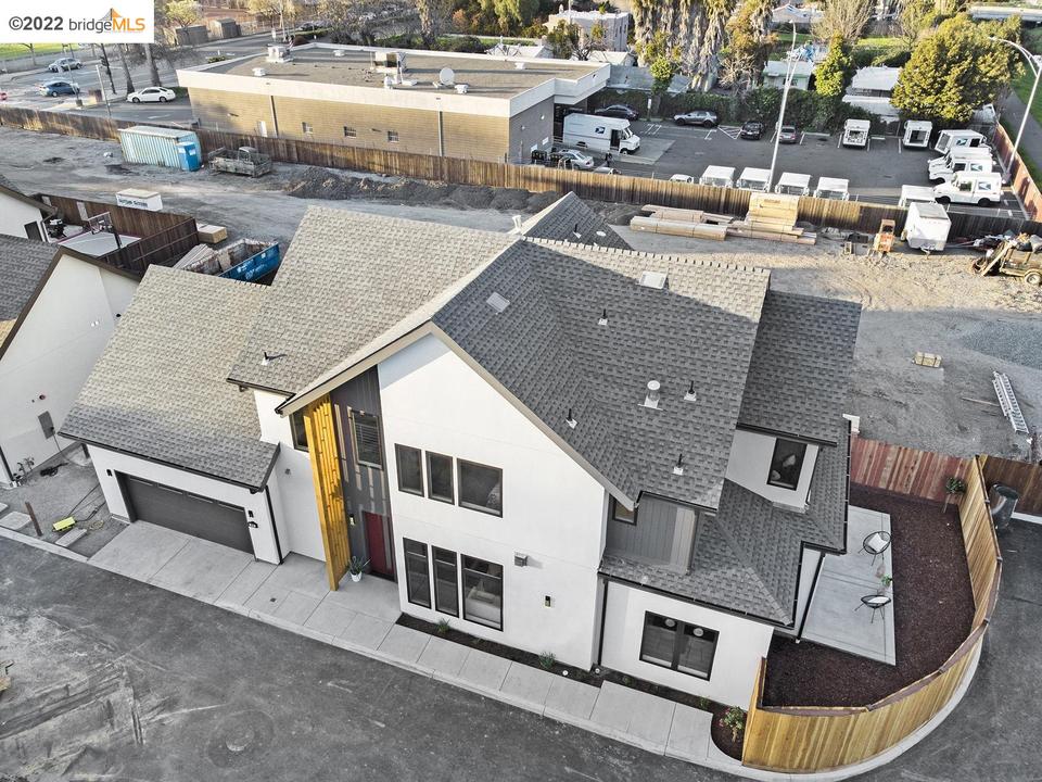 31 London Ln, Rodeo, CA 94572 48 Photos MLS 40978890 Movoto