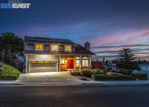 7705 Creekside Dr, Dublin, CA 94568 photo 1