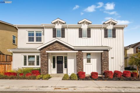 4051 St Helena Way, Dublin, CA 94568 photo 1