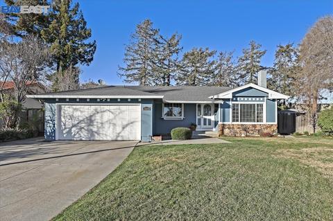 35196 Oldham Pl, Newark, CA 94560 photo 1