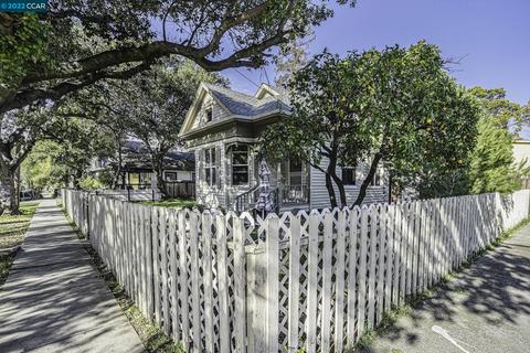 1317 Castro St, Martinez, CA 94553 photo 1