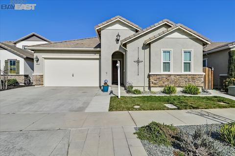 1907 Balsam Ct, Lathrop, CA 95330 photo 1