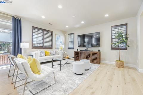 37743 Harbor Light Rd, Newark, CA 94560 photo 1