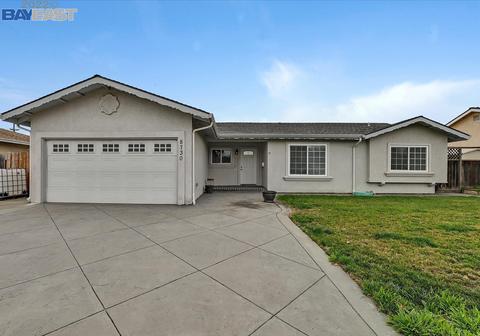 8730 Longford Way, Dublin, CA 94568 photo 1