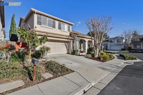 27490 Mangrove Rd, Hayward, CA 94544 photo 1