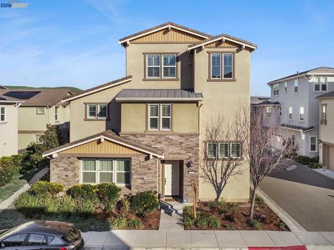 4297 Kelton St, Dublin, CA 94568 photo 1
