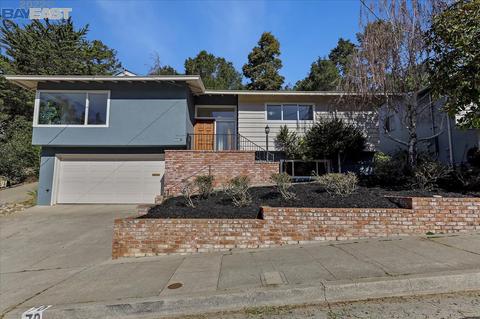70 Elysian Fields Dr, Oakland, CA 94605 photo 1